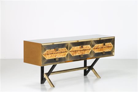 PILLANT MORDECAI Comò in legno e ottone, gambe in ferro laccato e ottone,...