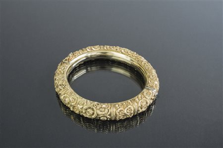 [Nessun Autore] Bracciale liberty a manetta oro gr. 29.08. -. .