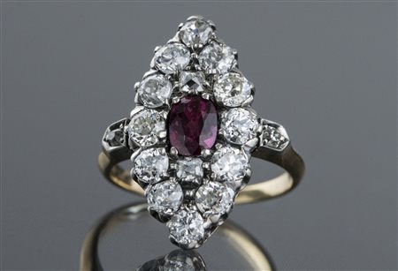 [Nessun Autore] Anello in oro bianco e giallo con diamanti 1.40 cts gr 4.30....