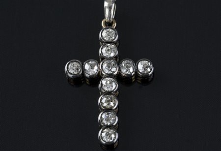 [Nessun Autore] Croce in oro e argento con 11 diamanti di taglio vecchio per...