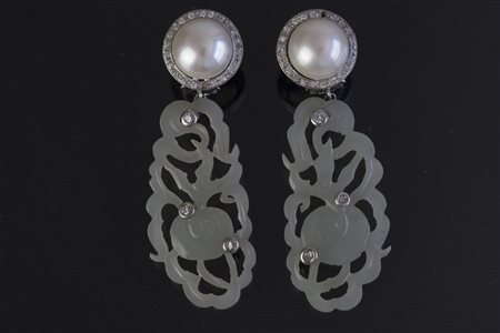 [Nessun Autore] Un paio di orecchini in perle di fiume e giada gr 9.90...