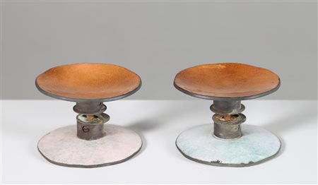 DE POLI PAOLO (1905 - 1996) Coppie di maniglie complete rotonde in rame...