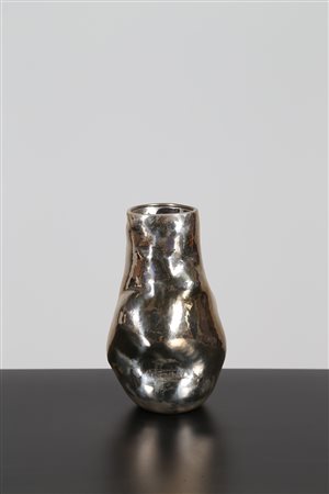 FINZI ARRIGO Vaso in argento, per Argenterie Finzi Milano anni 40. -. Cm...