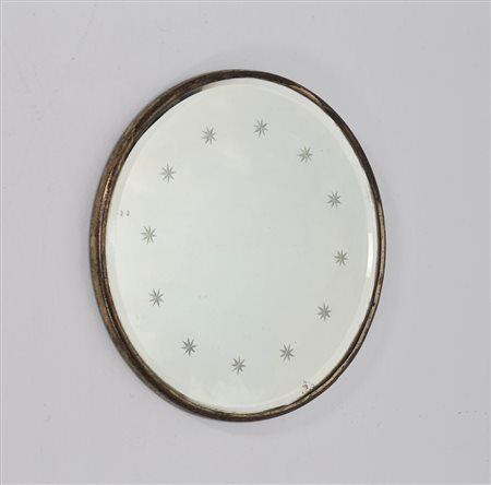 FONTANA LUIGI Attrib. Specchio rotondo in ottone e vetro inciso a stelline,...
