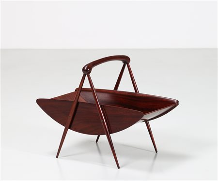 MANIFATTURA ITALIANA Portariviste in mogano, anni 50. -. Cm 59,00 x 46,50 x...