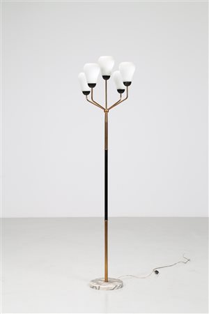 MANIFATTURA ITALIANA Lampada da terra in ottone, metallo laccato, con base in...