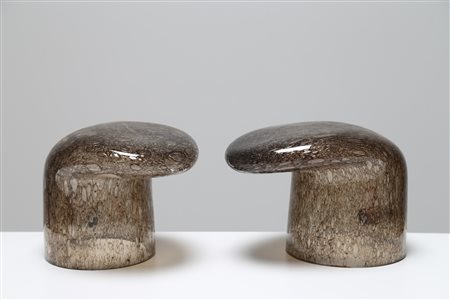 ZUCCHERI TONI (1937 - 2008) Coppia di lampade da tavolo in vetro pulegoso,...