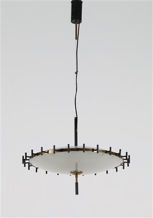 ARREDOLUCE Attrib. Lampada a sospensione in ottone metallo laccato e vetro...