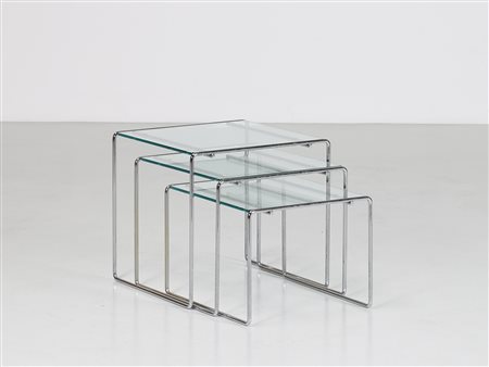 TAKAHAMA KAZUHIDE (n. 1930) Tavolo impilabile in metallo cromato e vetro,...