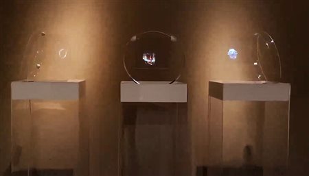 ROSSELLA PEZZINO DE GERONIMO Araba Fenice, 2017 installazione video...