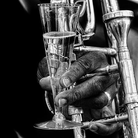 EMANUELE VERGARI Prosit foto digitale cm. 80x80, dichiarazione d’autenticità...