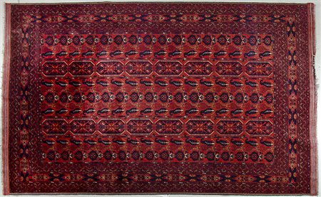 Tappeto cm. 180x280.