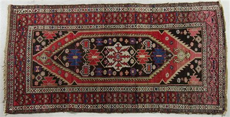 Tappeto cm. 100x197.