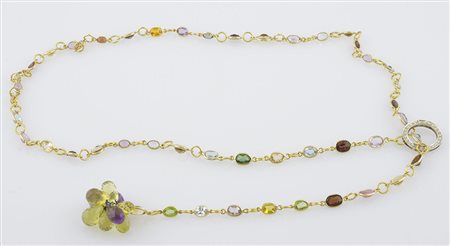 Catena in oro giallo con pietre multicolore e terminale costituito da anello...