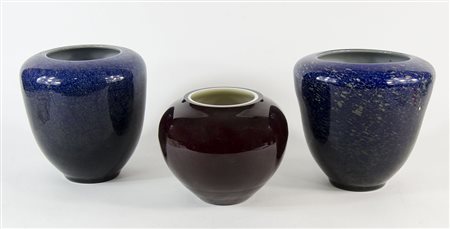 Lotto di 3 vasi in vetro. H. max cm. 21.