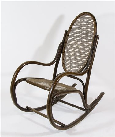Thonet: sedia a dondolo con etichetta originale.