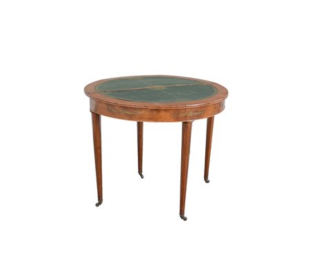 Tavolo da gioco a mezza luna con fascia intarsiata in ottone a motivi...