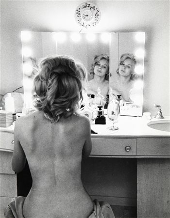 PIERLUIGI PRATURLON (1924-1999) Caroline Baker anni '70 stampa alla gelatina...