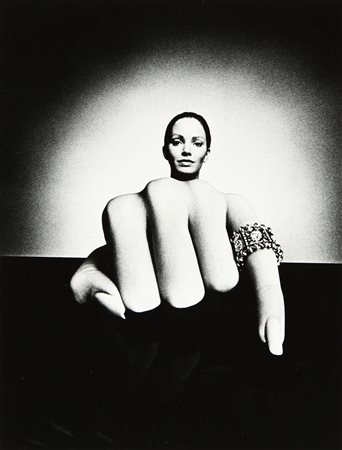 HOROWITZ RYSZARD (1939-) De beers diamonds 1973 stampa alla gelatina sali...