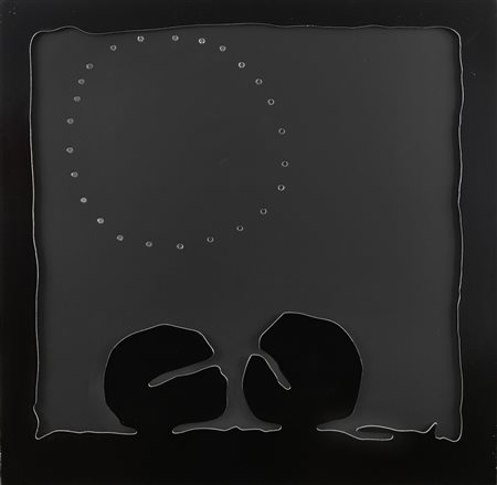 LUCIO FONTANA (1899-1968) Concetto spaziale 1967 teatrino nero in cartone...