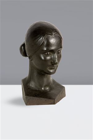 HEMPEL H. "Testa femminile" Firenze 1923 H. cm. 40 scultura in bronzo Opera...