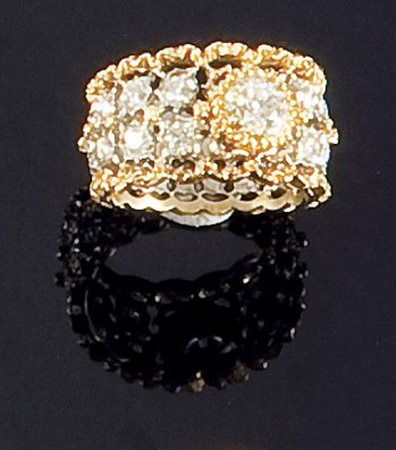 BUCCELLATI Anello in oro giallo e bianco, firmato "Buccellati", con diamante...