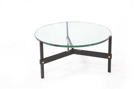 TAVOLINO Tavolino con piano in cristallo di forte spessore, base in metallo...