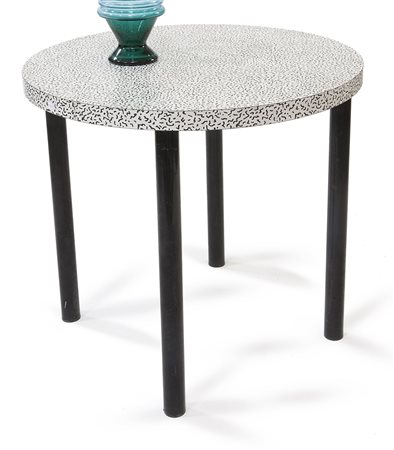 TAVOLO Tavolo con piano in laminato Abet print “bacterio” di Ettore Sottsass...