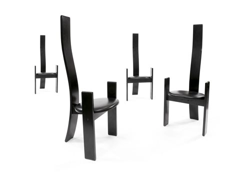 MAGISTRETTI VICO Golem Quattro sedie con struttura in faggio massiccio...