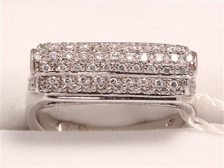 GIOIELLO ANELLO ORO BIANCO E DIAMANTI Anello in oro bianco 18 kt con diamanti...