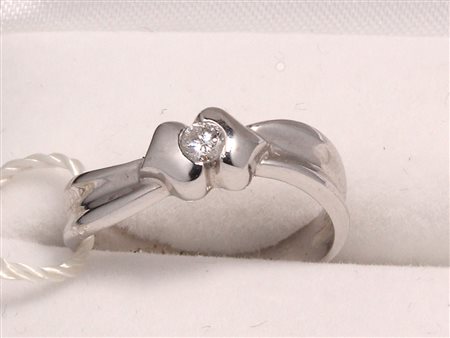 GIOIELLO ANELLO ORO BIANCO E DIAMANTI Anello in oro bianco 18 kt con diamanti...