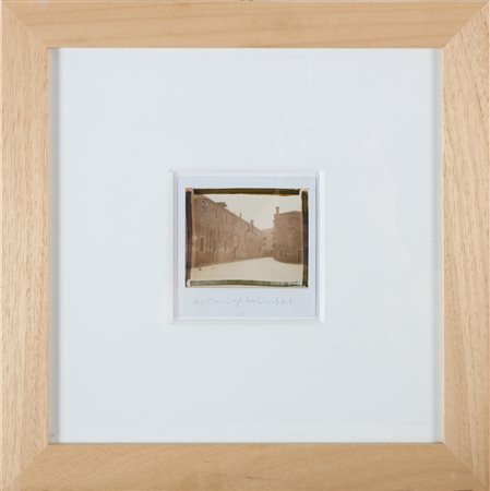 GALIMBERTI MAURIZIO (n. 1956) Surreale taglio... Polaroid singola. Cm 10,00 x...