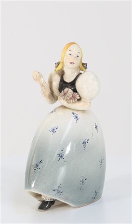 TOSIN TARCISIO Damina in ceramica maiolicata modellata a colaggio e decorata...