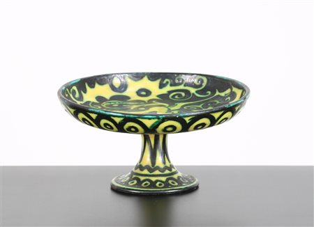 DOLCETTI GIACOMO Alzatina in ceramica decorata in giallo e verde, anni 50. ....