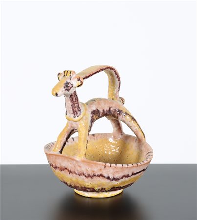 GAMBONE GUIDO (1909 - 1969) Ciotola con cane in ceramica, anni'50. -. Cm...