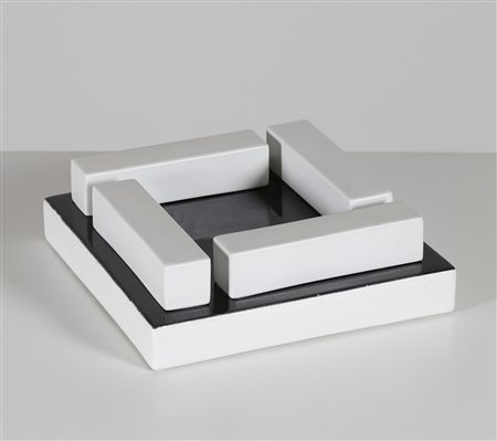 SOTTSASS ETTORE (1917 - 2007) Picchio vaso scultura in ceramica, edizione...