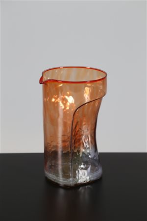 ZUCCHERI TONI (1937 - 2008) Brocca in vetro sfumato per VEART anni 60. -. Cm...