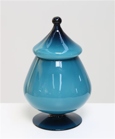 AV MAZZEGA Cista in vetro, anni 60. -. Cm 18,00 x 28,50 x 18,00.