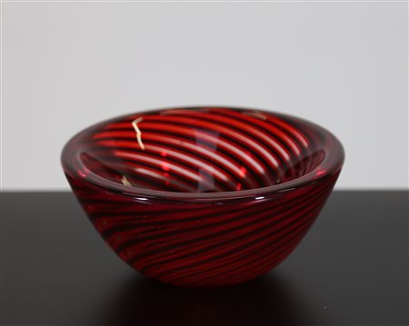 BAROVIER & TOSO Ciotola in vetro sommerso a spirale, anni 70. -. Cm 16,50 x...