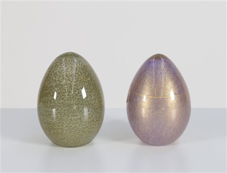 BAROVIER & TOSO Coppia di uova in vetro . -. Cm 8,00 x 11,00 x 80,00. Firma...