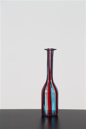 MANIFATTURA MURANESE DEL XX SECOLO Bottiglia in vetro a canne, anni 60, . ....