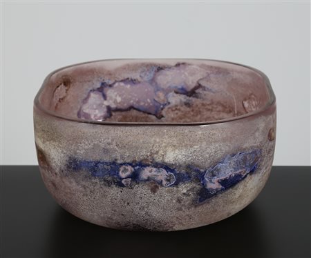 BARBINI ALFREDO (1912 - 2007) Ciotola in vetro scavo acidato e corroso, per...