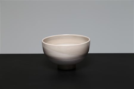 VETRERIA ANFORA Ciotola in vetro calcedonio, anni 60. -. Cm 15,00 x 9,00....