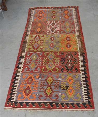 [Tappeto] Tappeto Kilim Fethiye, Anatolia, sec. XX. Disegno geometrico a...