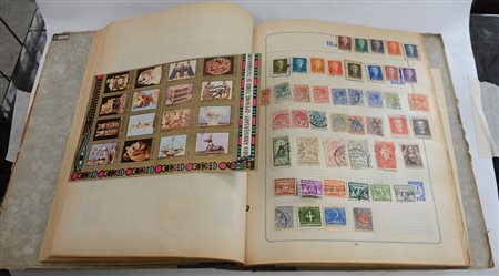 [CINA, MONDIALI] 1910/1996 Lotto formato da tre album annuali di Cina (1993,...