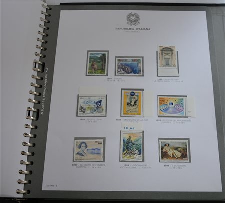 [REPUBBLICA] 1966/2000 Collezione del periodo in 4 album Bolaffi. Da...