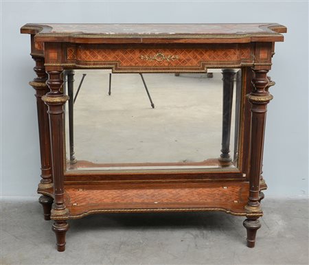 Consolle con piano in marmo, fascia e montanti decorati da applicazioni in...