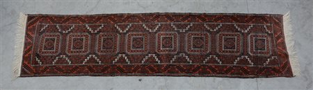 [Tappeti] Tappeto Baluchistan, Persia, sec. XX. Disegno geometrico a Gull nei...
