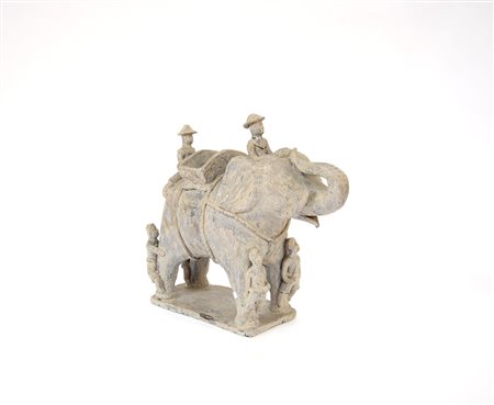 Scultura raffigurante elefante in terracotta (difetti) Cina, sec. XX