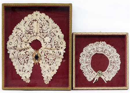 [Tappeti] Lotto di due colletti in pizzo ad ago per signora e per bambina con...